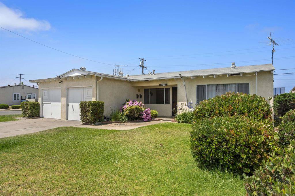 742 Jefferson AVE #A & B, Chula Vista, CA 91910