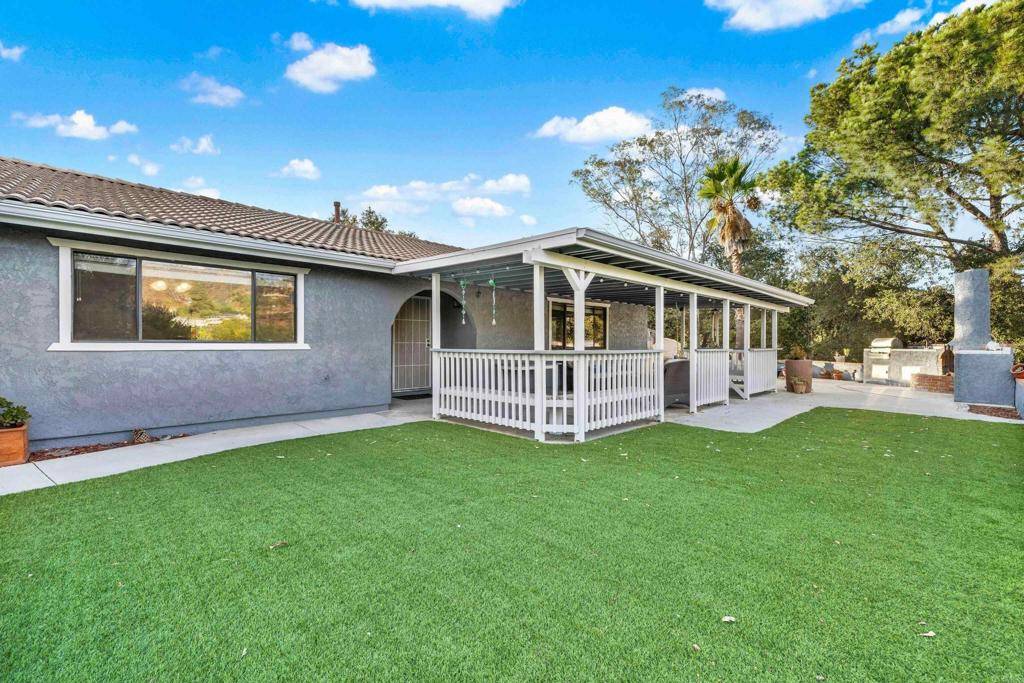 Lakeside, CA 92040,11152 Toyon Hill