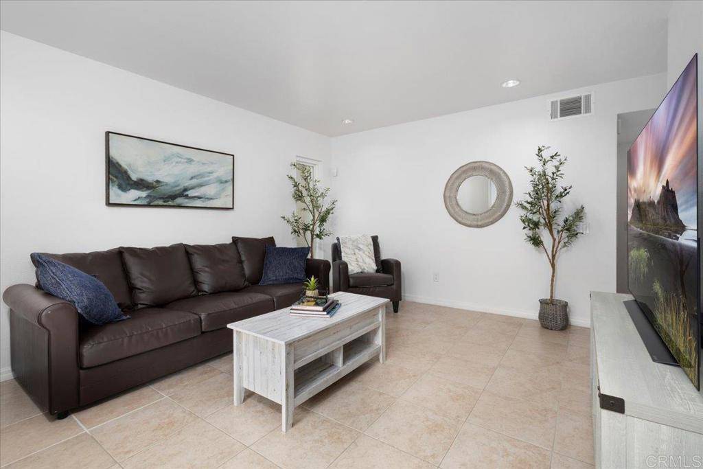 17093 W Bernardo DR #106, San Diego, CA 92127