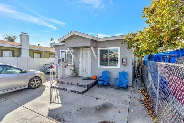 San Diego, CA 92105,4162 4164 38Th ST