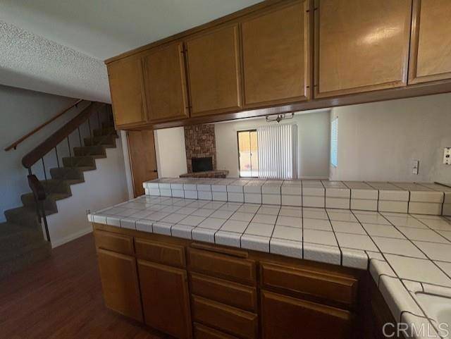 Coronado, CA 92118,567 F AVE