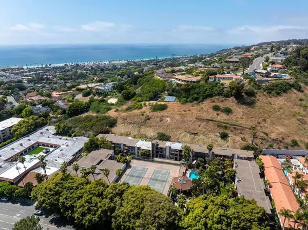 La Jolla, CA 92037,2610 torrey pines road #C21