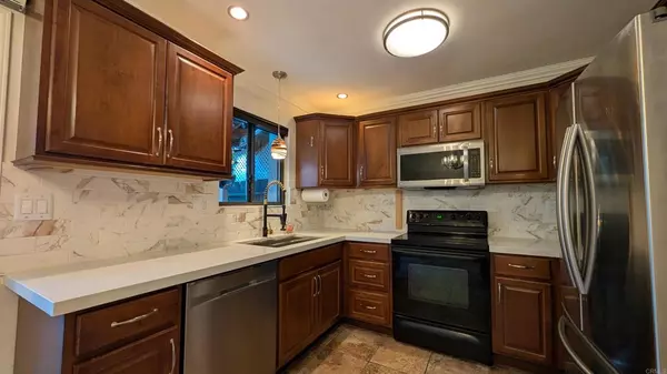 Santee, CA 92071,8021 Calle Fanita