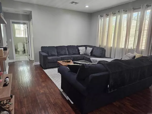 Santee, CA 92071,7508 EAGLE DR