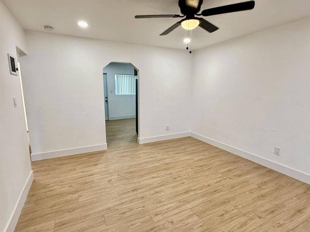 San Diego, CA 92113,220 S 35th #2