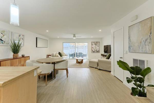 747 D AVE, Coronado, CA 92118