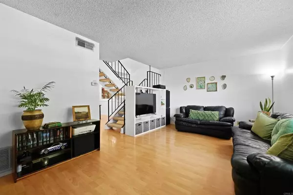 11935 Royal Rd #E, El Cajon, CA 92021