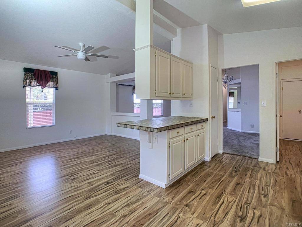 El Cajon, CA 92021,260 E Bradley #51
