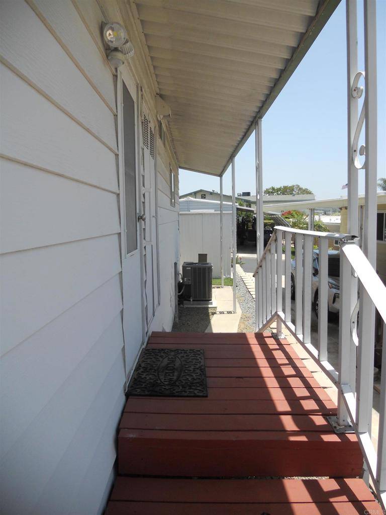 Escondido, CA 92029,955 Howard AVE #40