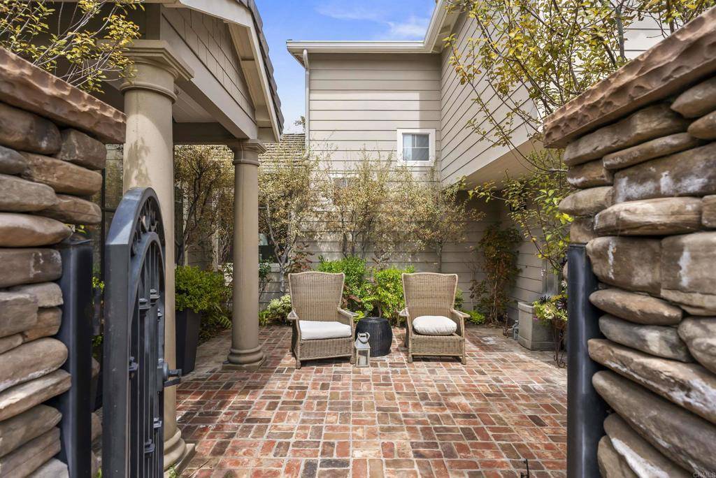 San Diego, CA 92106,2830 Noren PL