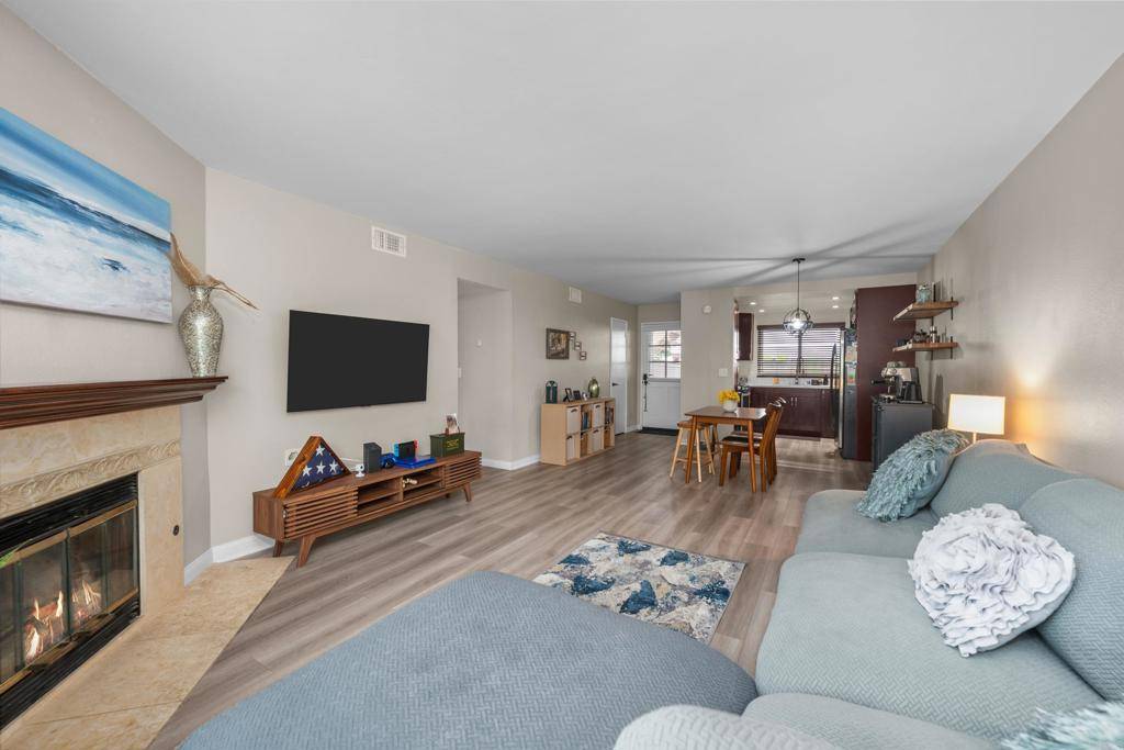 Santee, CA 92071,9829 Caspi Gardens DR #5