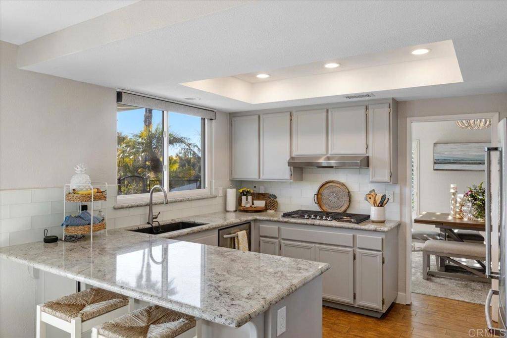 Escondido, CA 92029,962 Chardonney WAY