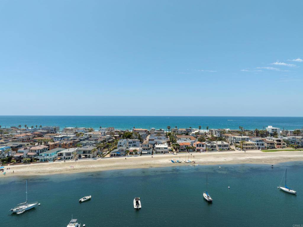 San Diego, CA 92109,3366 Bayside WALK