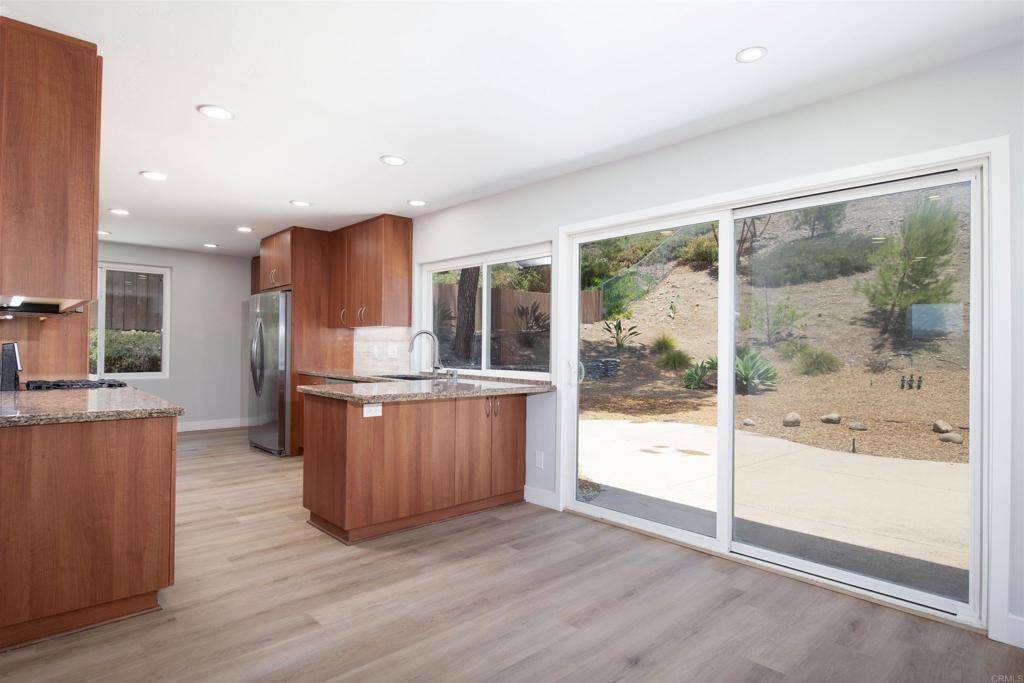 Poway, CA 92064,13050 Tuscarora DR