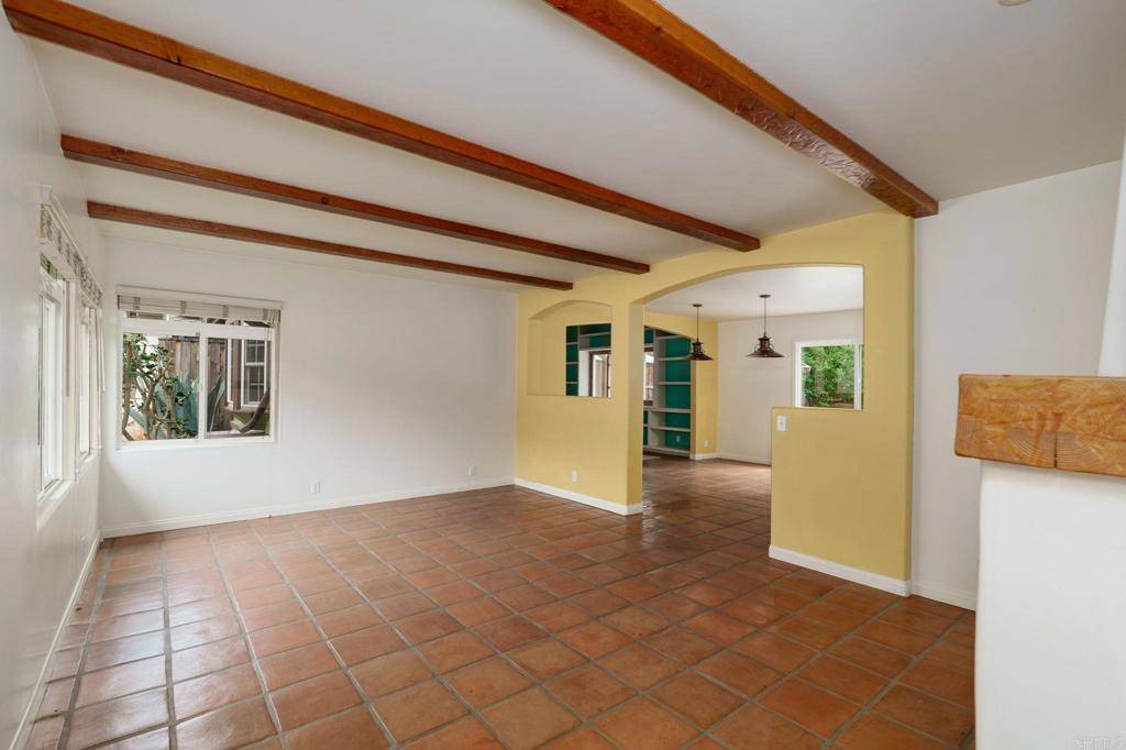 Ventura, CA 93001,398 Aliso ST