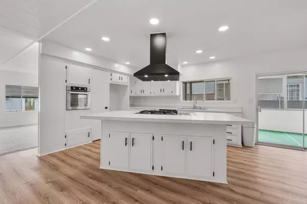 El Cajon, CA 92021,14215 Pecan Park LN #101