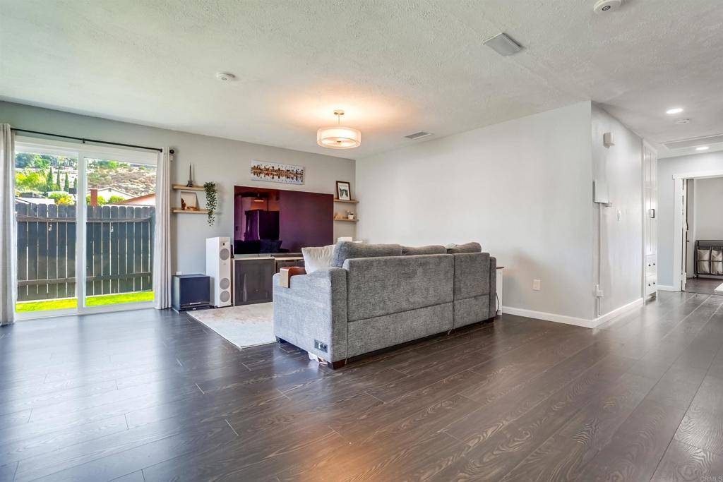 Poway, CA 92064,13255 Evanston Dr