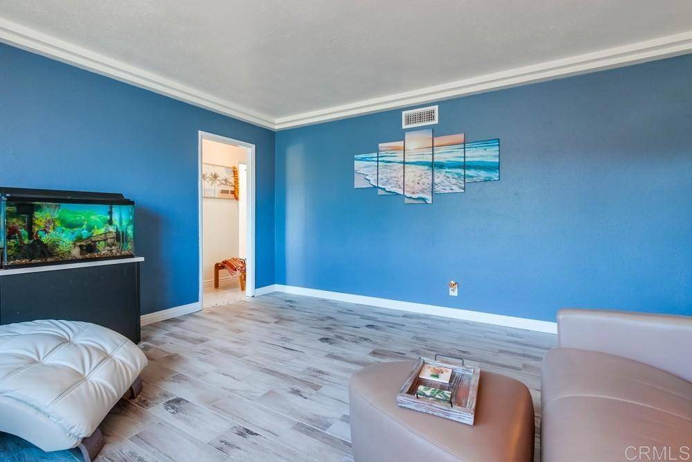 Oceanside, CA 92056,3018 Thunder DR