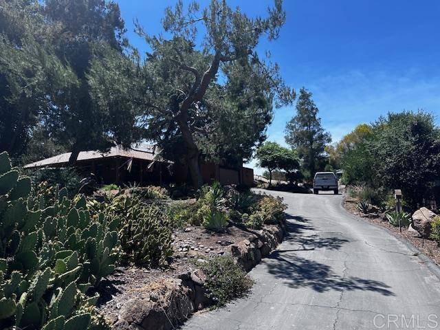Lakeside, CA 92040,12993 Old Barona RD