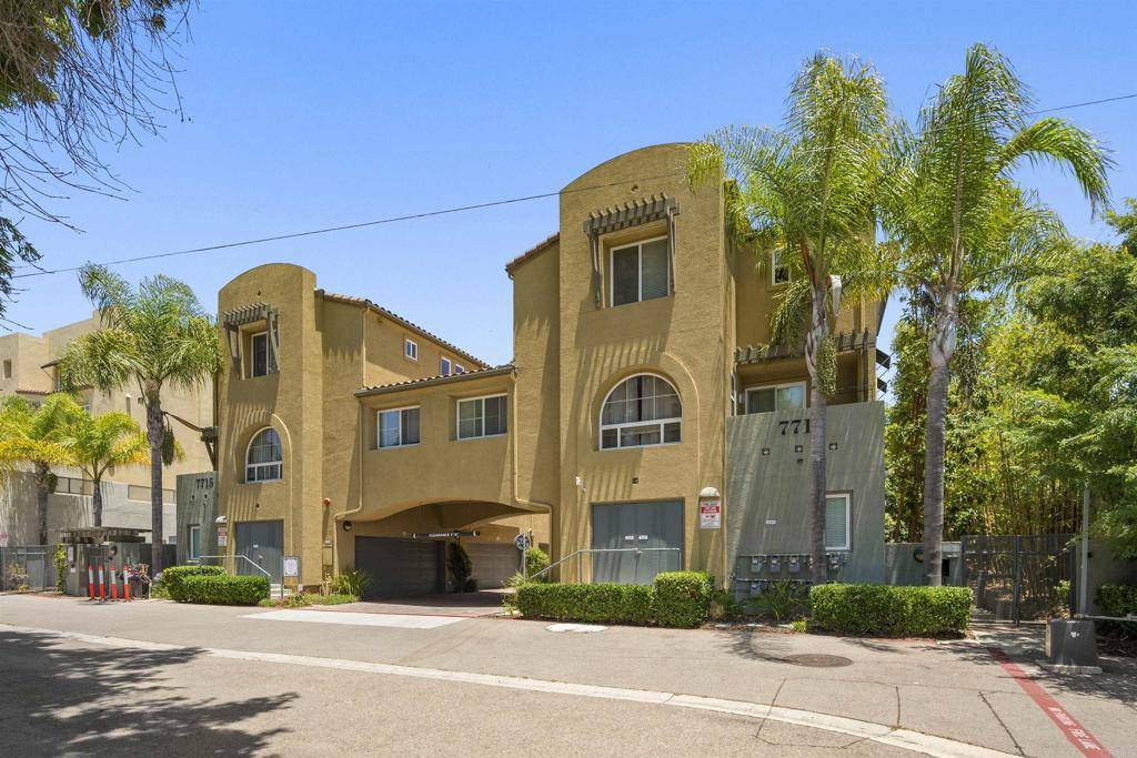 La Mesa, CA 91942,7715 El Cajon BLVD #5