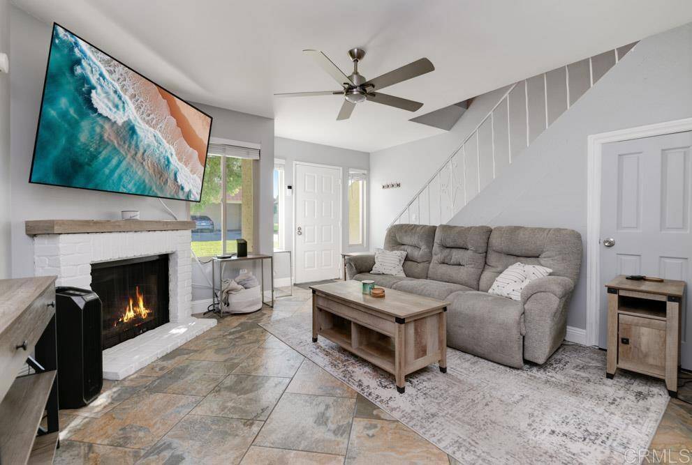 264 Espanas Gln, Escondido, CA 92026