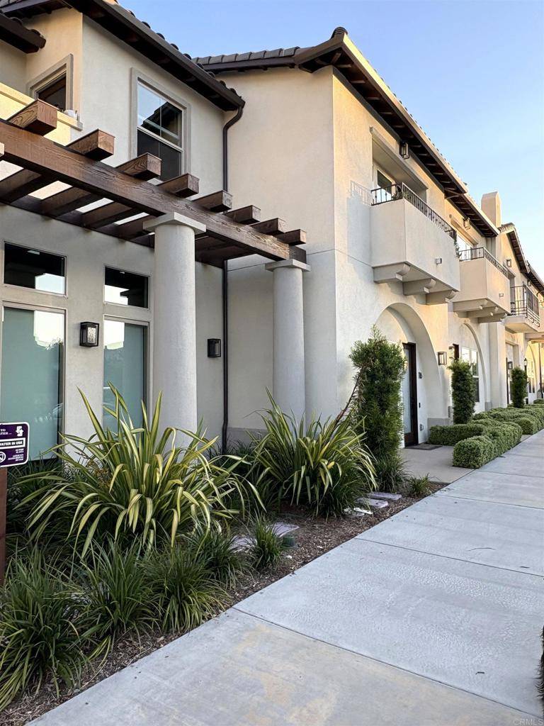 San Diego, CA 91915,2170 BIRCH RD. #116