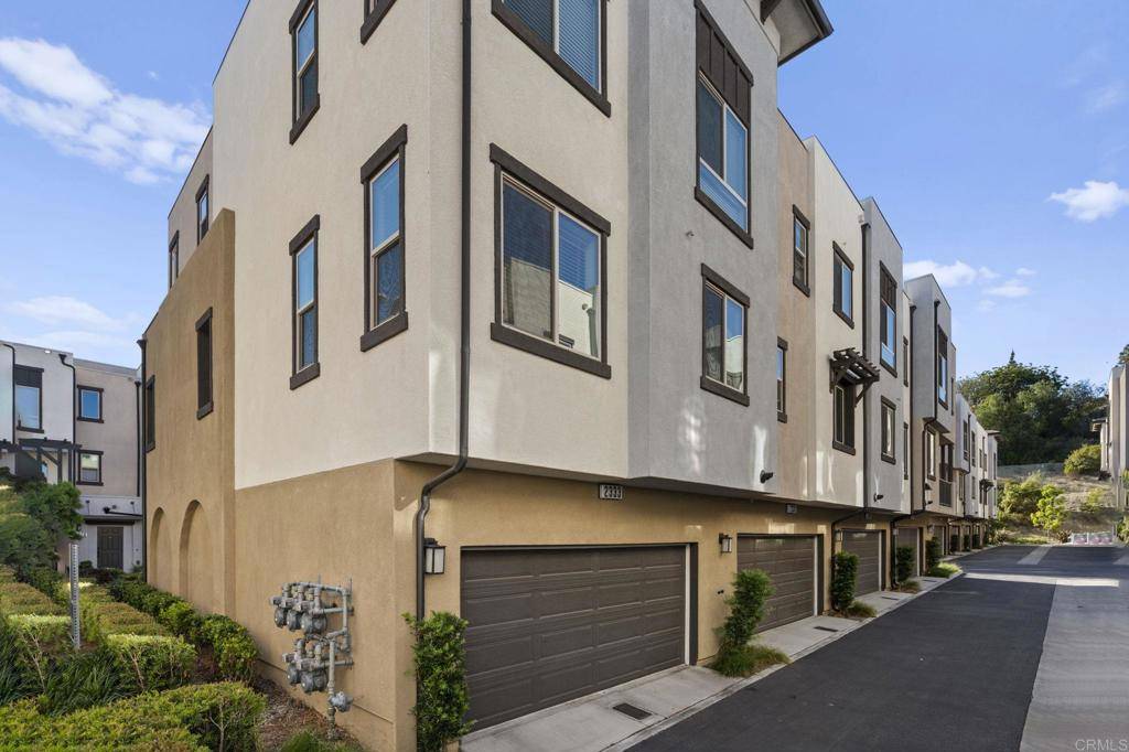 2333 Verano WAY, Vista, CA 92081