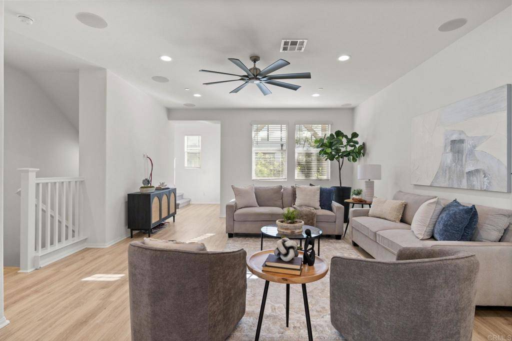 Vista, CA 92081,2333 Verano WAY