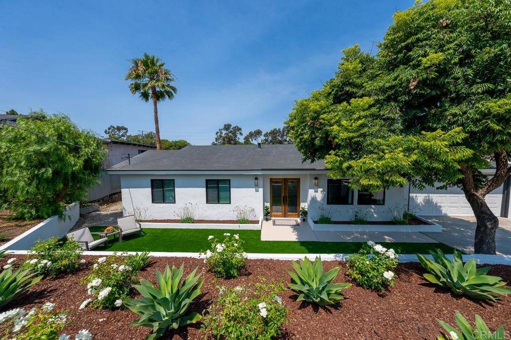 6270 Meadowcrest DR, La Mesa, CA 91942