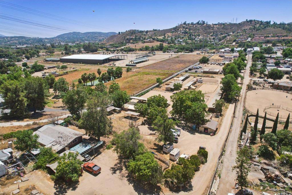 Lakeside, CA 92040,11123 Moreno AVE