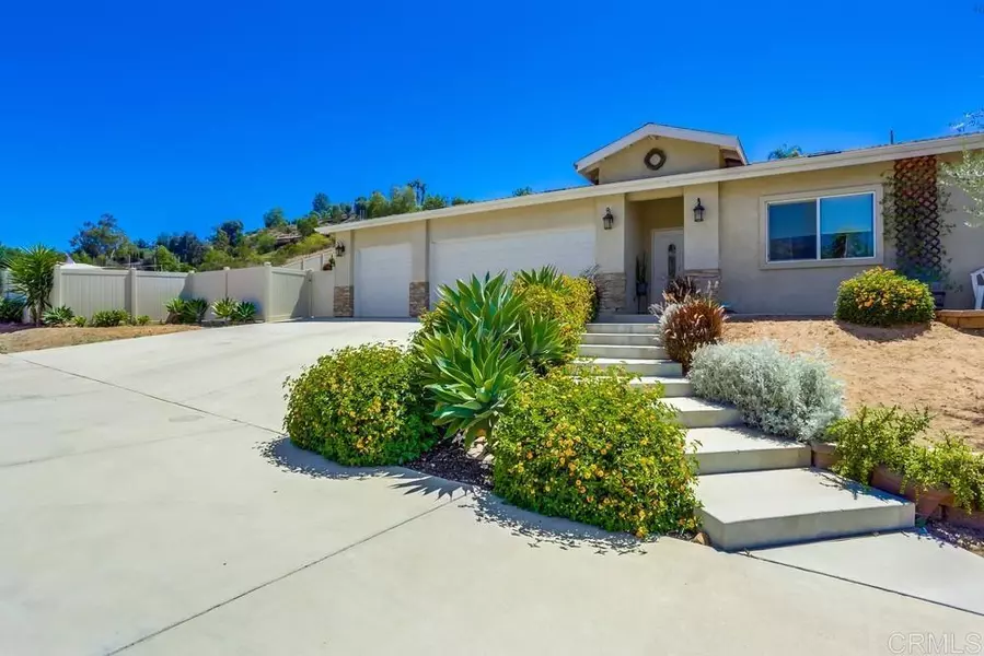 11541 Westhill, Lakeside, CA 92040