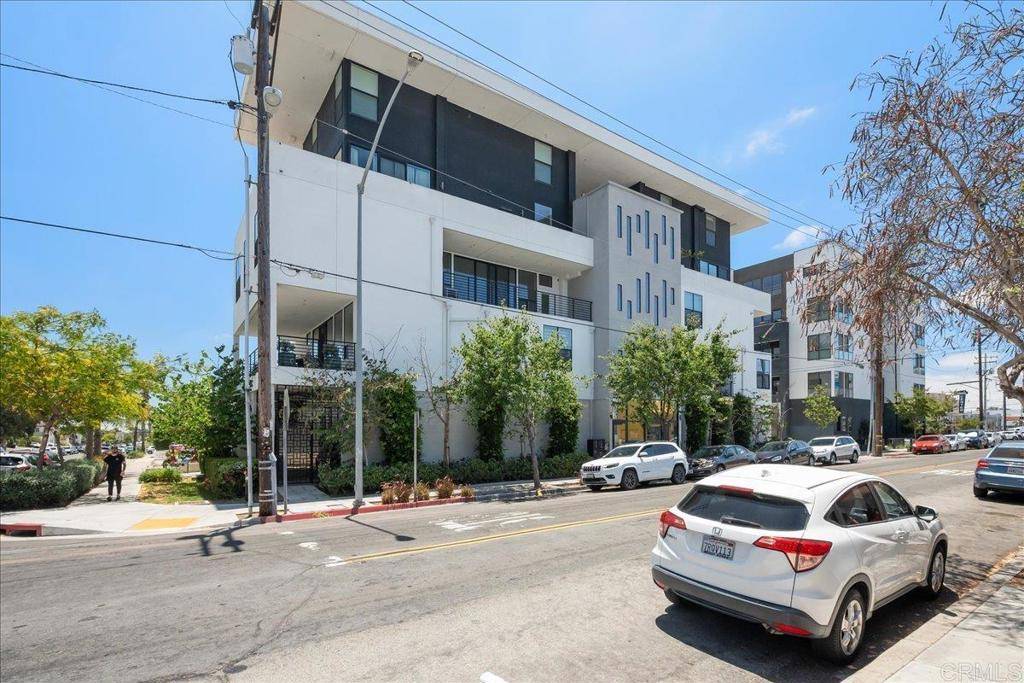 3047 N Park Way #401, San Diego, CA 92104
