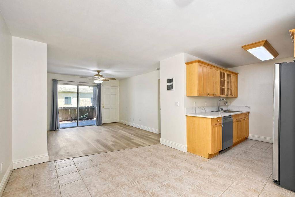 2850 Reynard WAY #10, San Diego, CA 92103