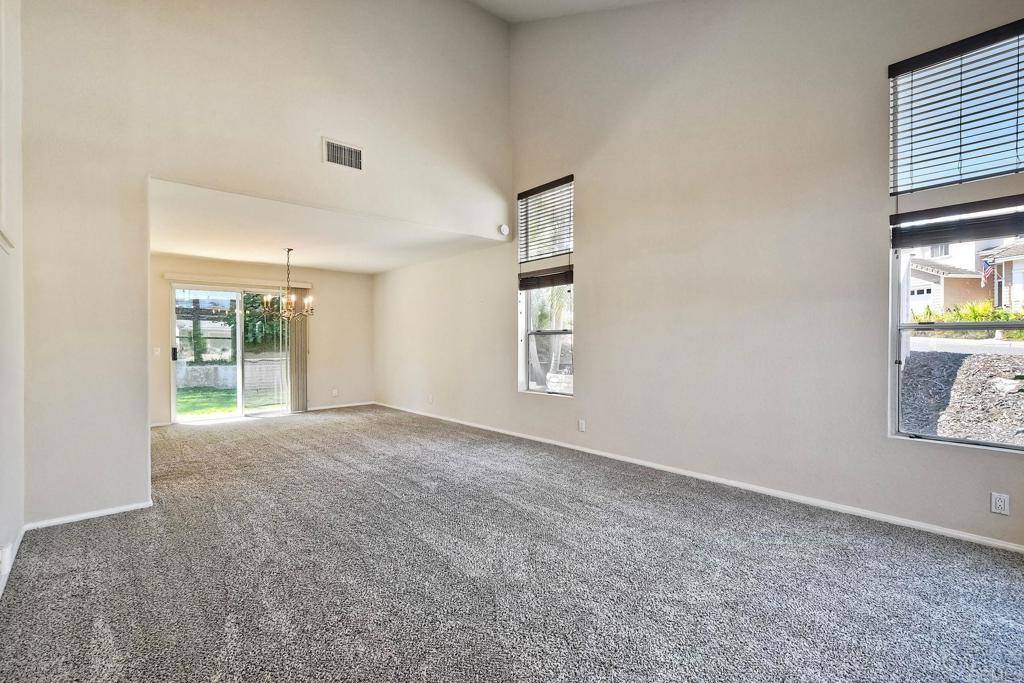 San Marcos, CA 92078,2053 Sequoia ST