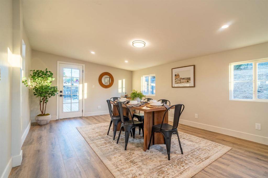 Lakeside, CA 92040,9166 Creekford DR