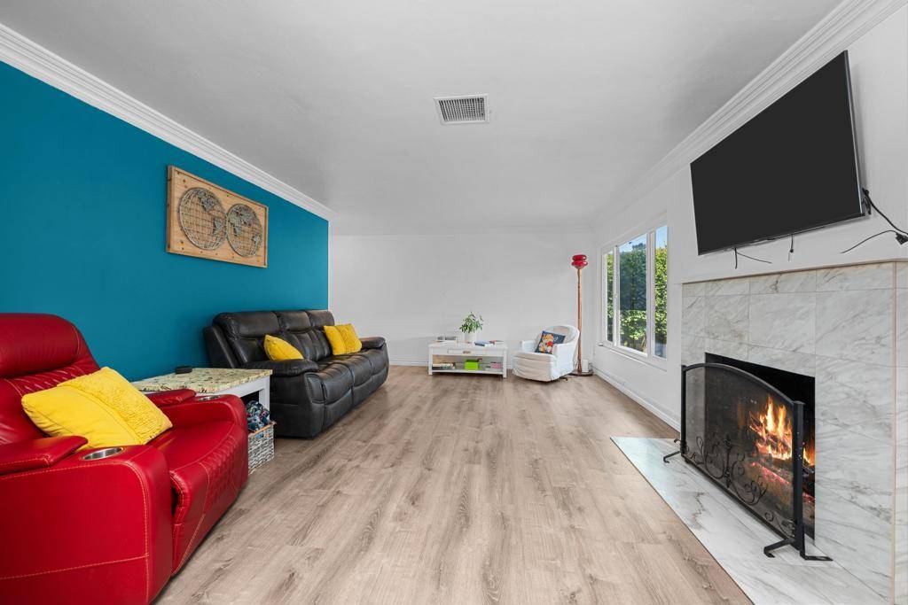 Chula Vista, CA 91911,102 Sierra WAY