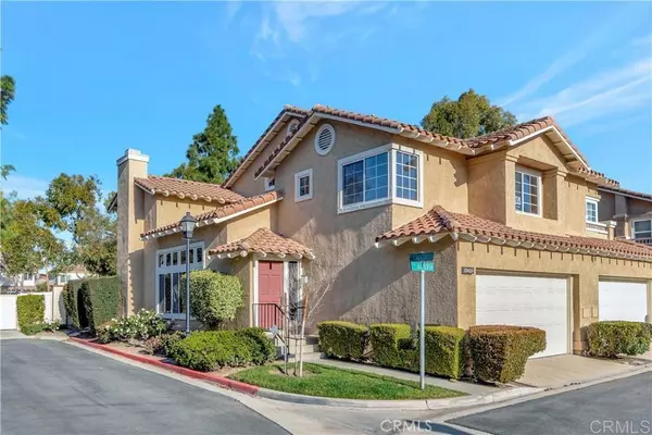 Tustin, CA 92782,13425 Via Almeria