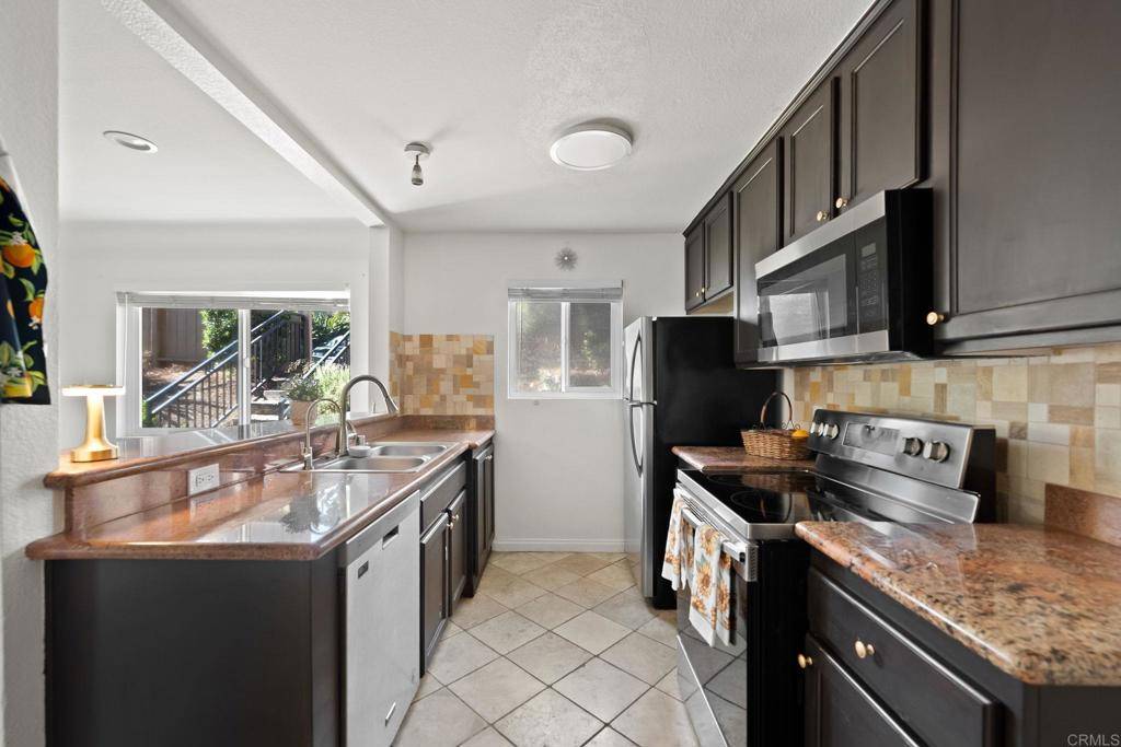 Spring Valley, CA 91977,9860 Dale AVE #A8