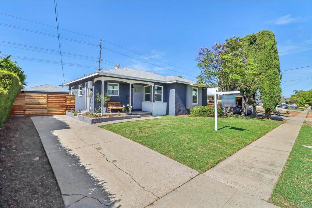 8450 Dallas ST, La Mesa, CA 91942