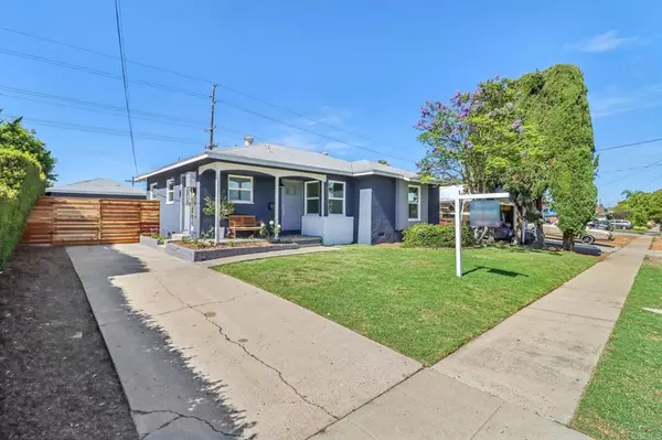 8450 Dallas ST, La Mesa, CA 91942