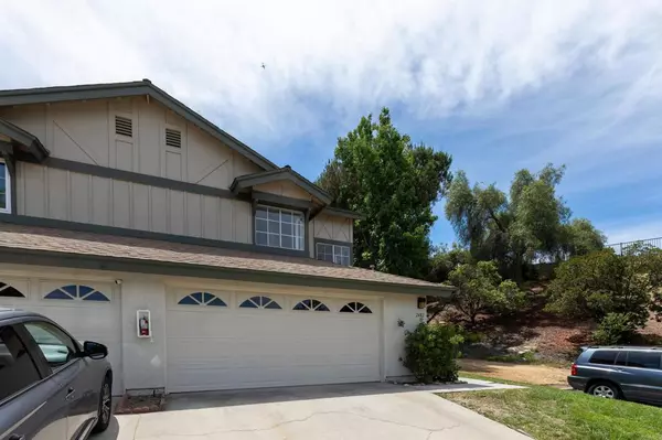 San Diego, CA 92139,2482 Manzana Way