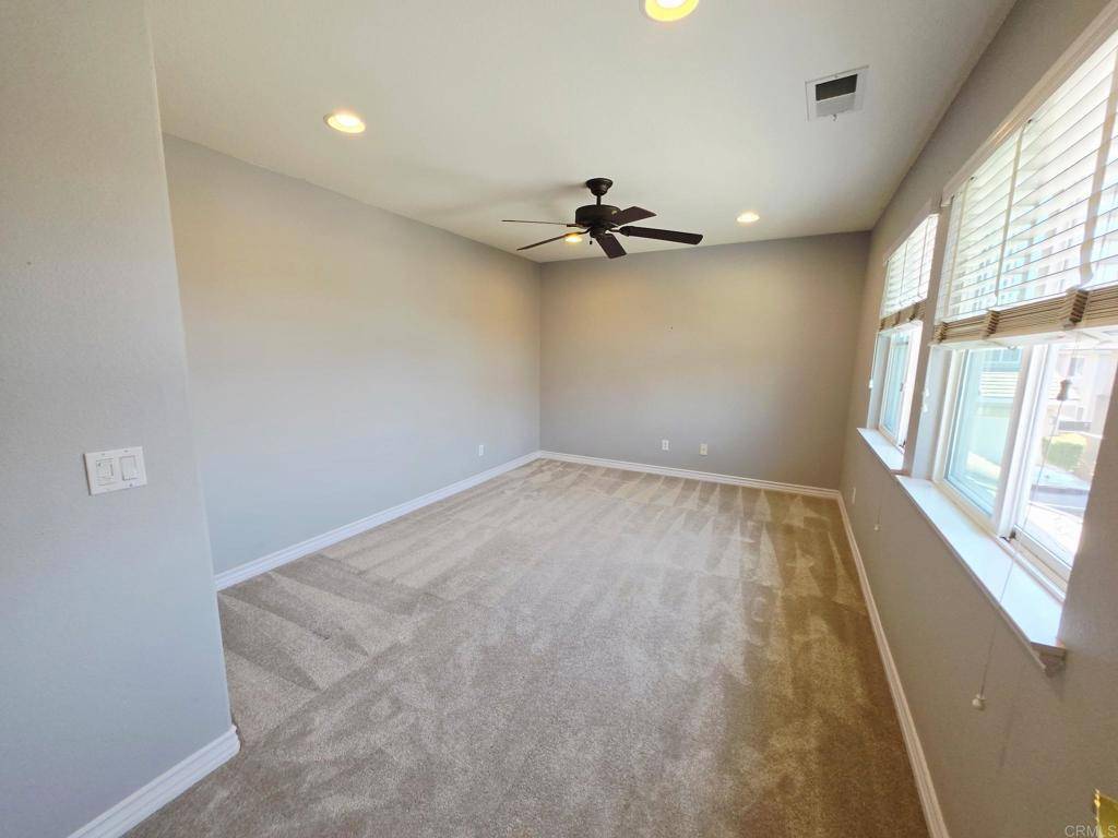 Chula Vista, CA 91915,2811 Bear Valley RD