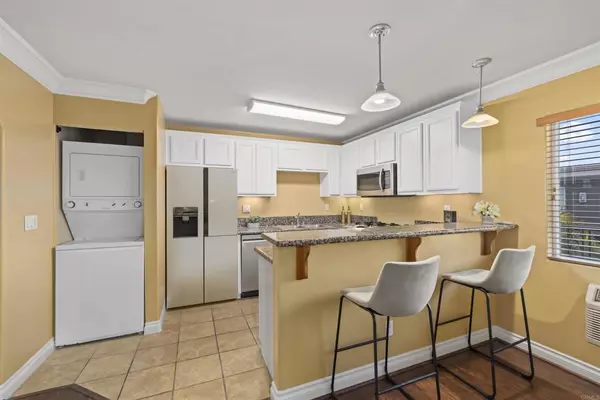 El Cajon, CA 92021,800 N Mollison AVE #56