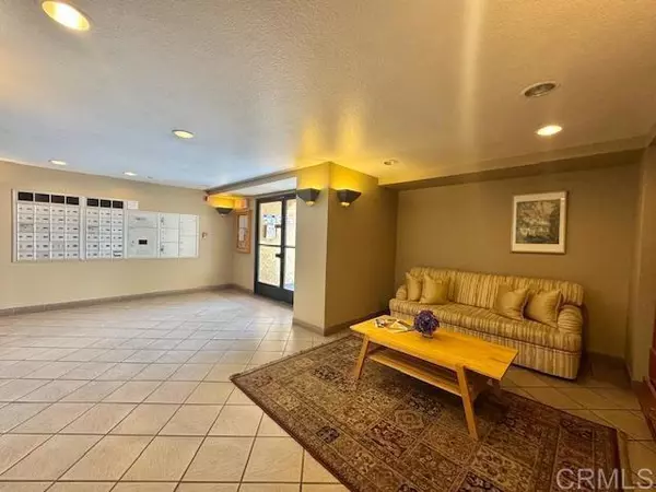 San Diego, CA 92116,4545 Arizona ST #104