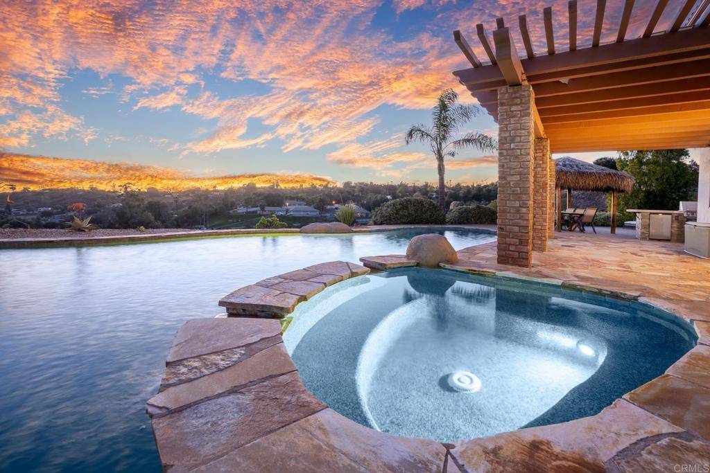 15881 Broad Oaks RD, El Cajon, CA 92021