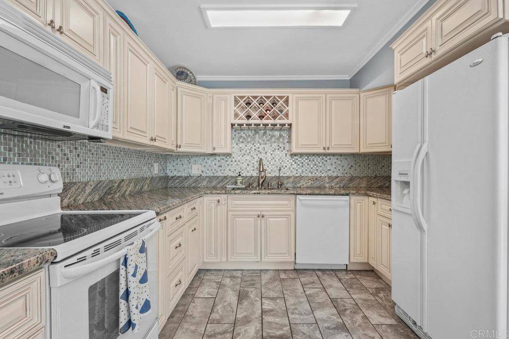 La Mesa, CA 91942,5450 Kiowa DR #39