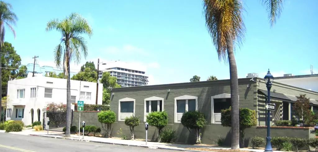San Diego, CA 92103,3400 Fourth AVE