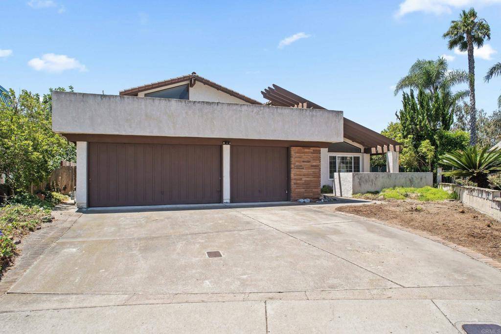 San Diego, CA 92122,6174 Syracuse Way