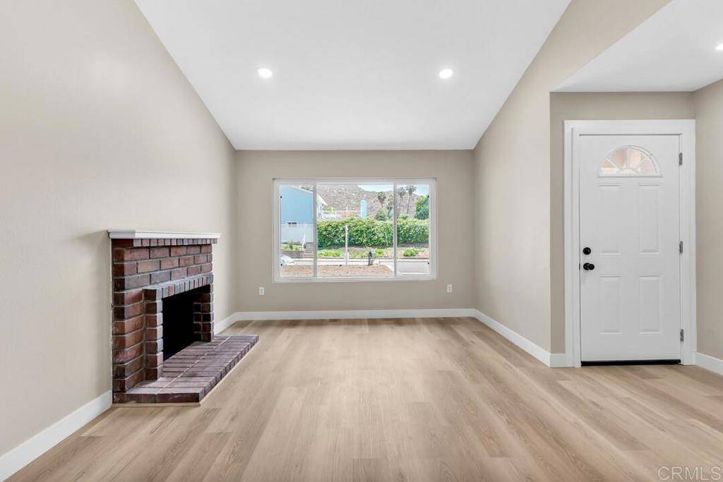 Santee, CA 92071,10758 Princess Arlene DR