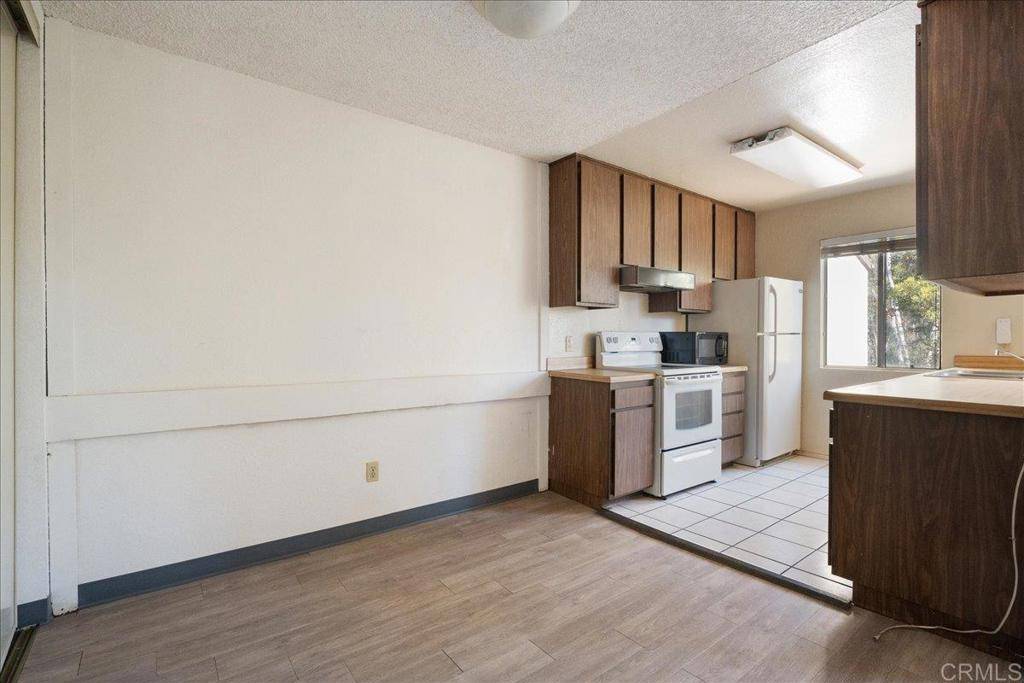 San Diego, CA 92131,10333 Caminito Aralia #70